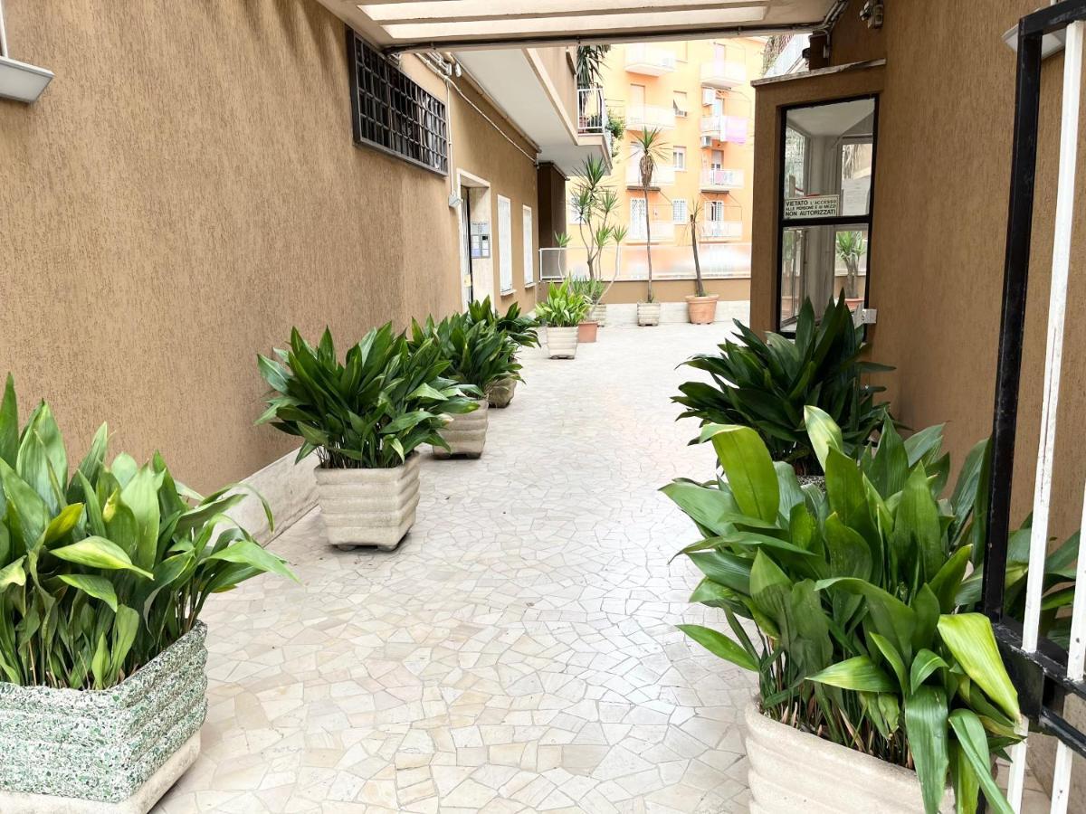 Paula Petra Vatican Apartments Rzym Zewnętrze zdjęcie